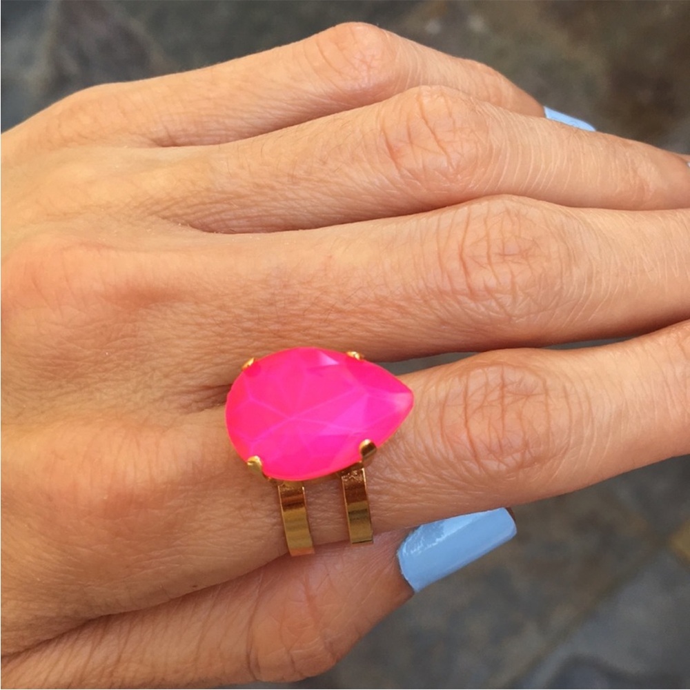 Hot Pink + Gold Pear Crystal Statement Ring - Picture 5 of 6